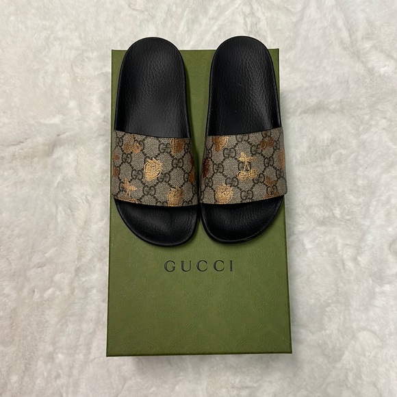 Gucci Shoes - Gucci GG supreme fruit print slides